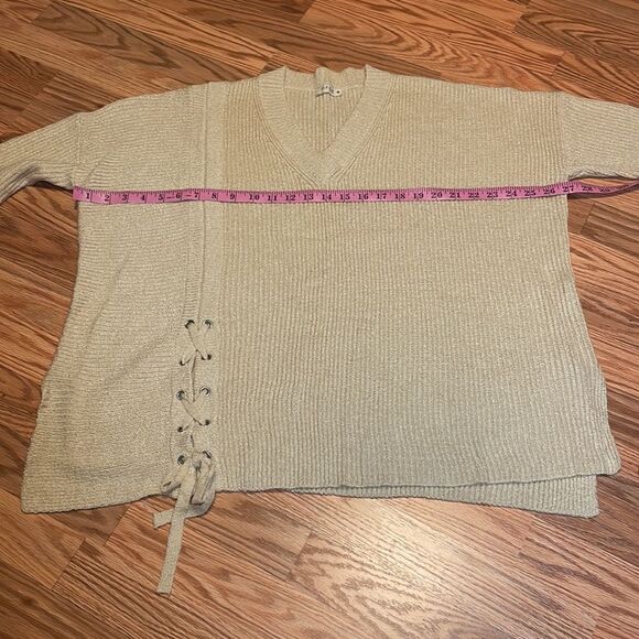 ILLA ILLA Oversized  Cream Sweater, aesthetic natural color, beige, neutral, S - Picture 4 of 7